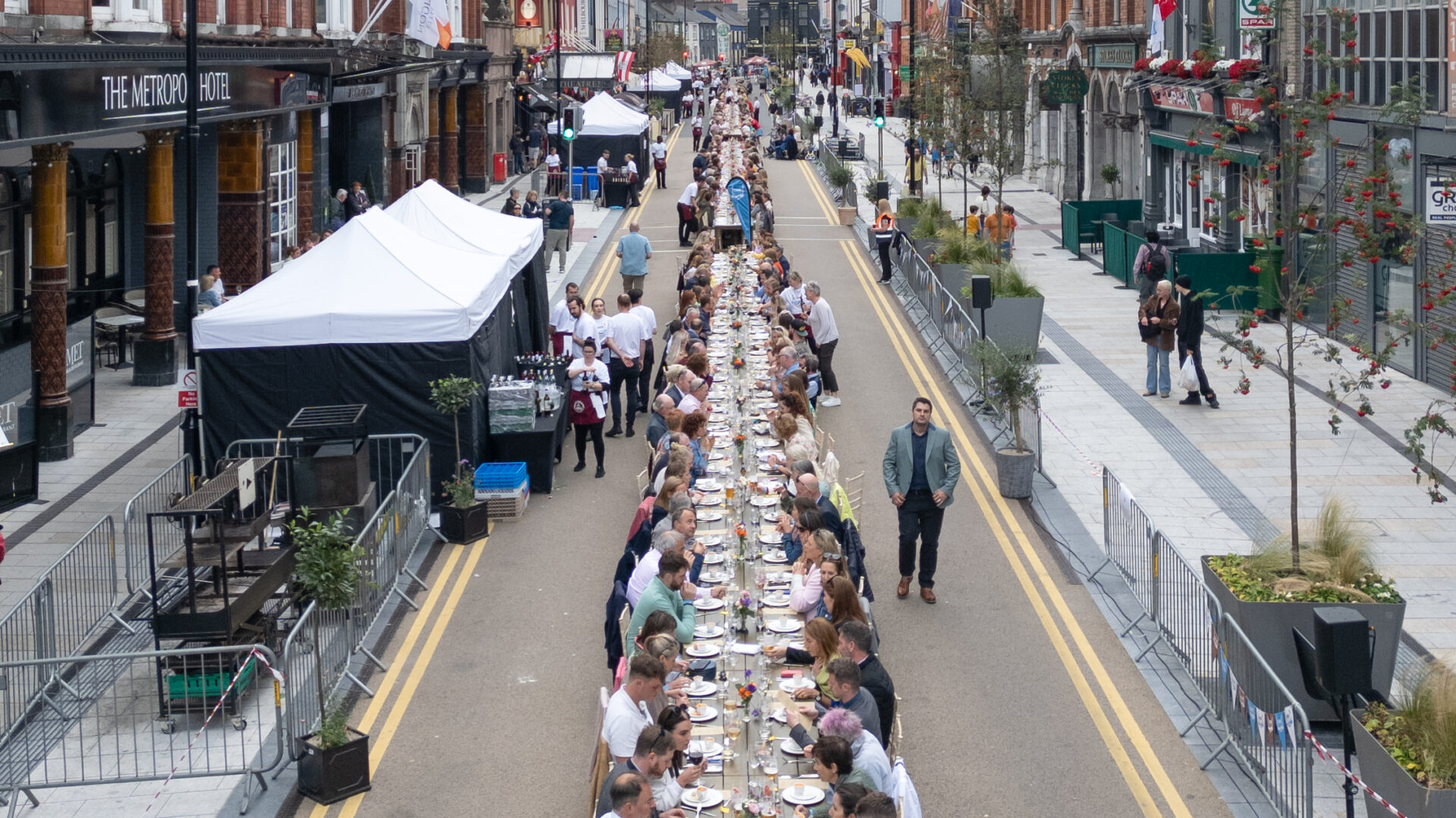 Street party at Cork on a Fork in front of the Metropole Hotel