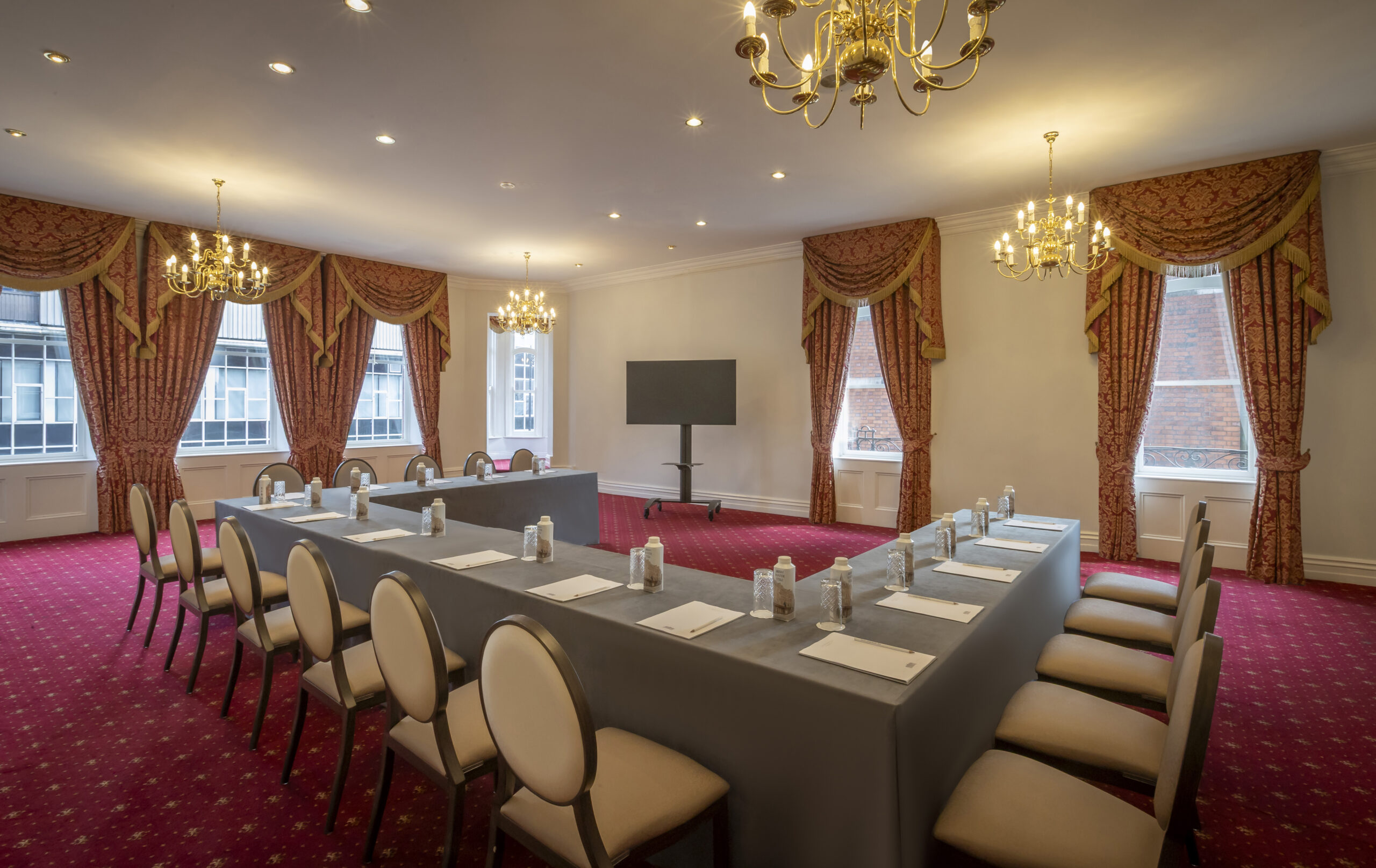 Beckett Suite at the Metropole hotel with U-shape set up