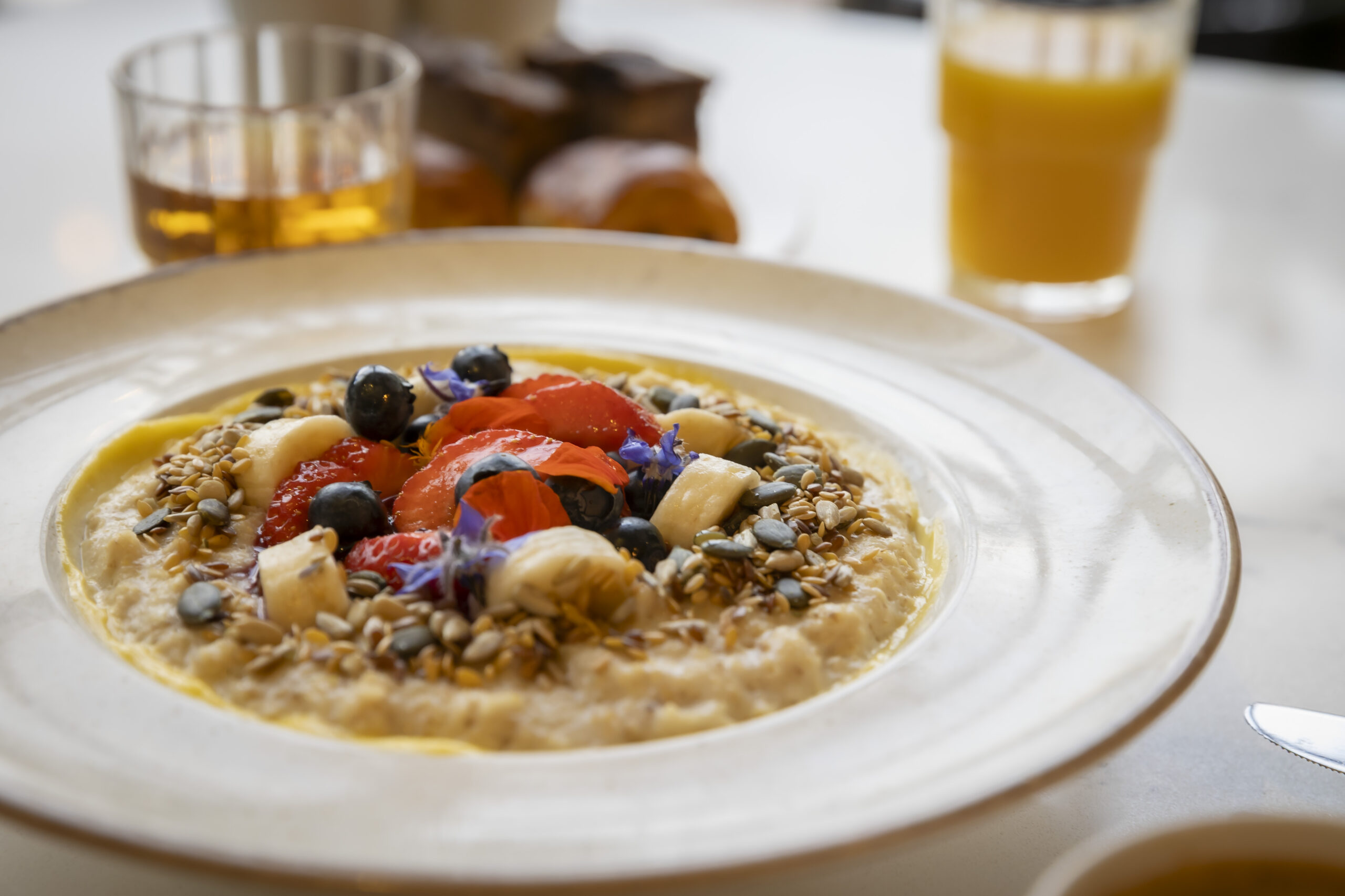 Breakfast Porridge Detail Landscape MET 6 1