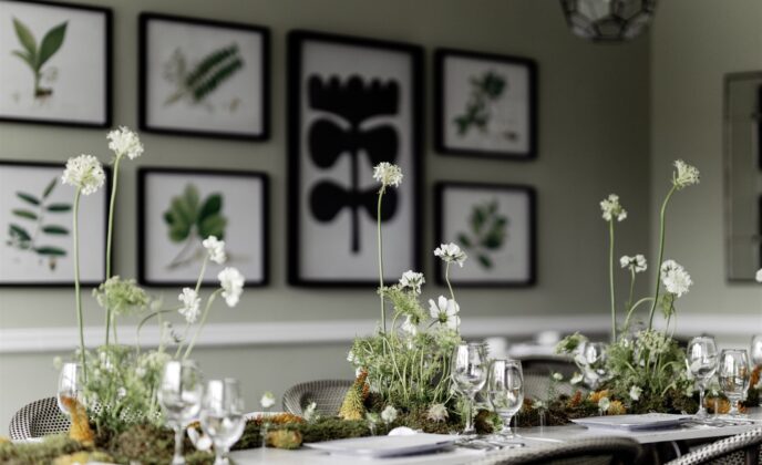 Intimate Wedding Table Setup 20