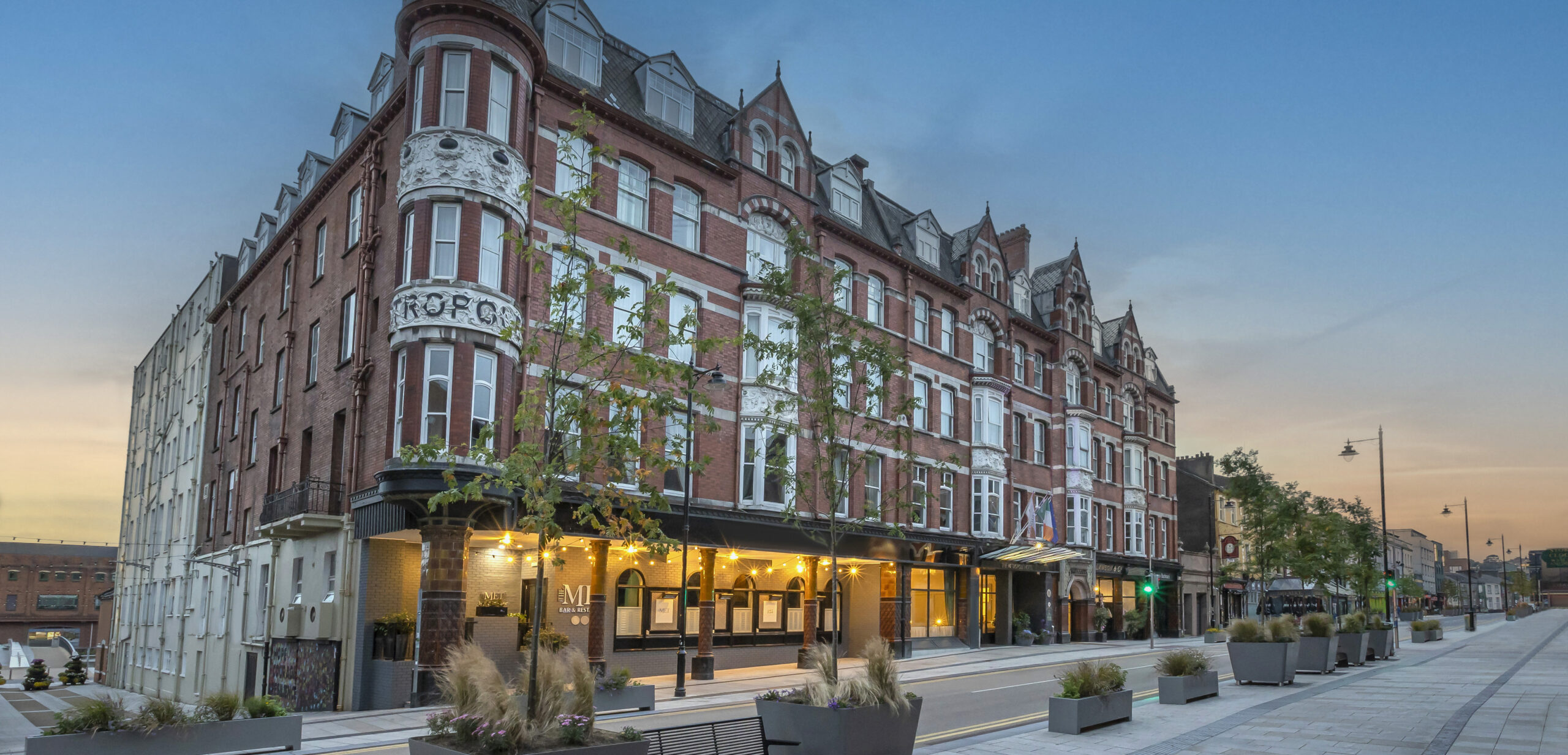 Victorian exterior of the Metropole Hotel Cork and McCurtain Street