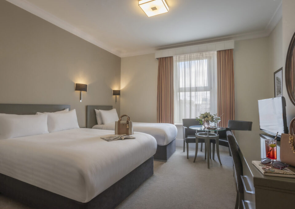 Signature twin Bedroom 316 Landscape METropole hotel Cork city