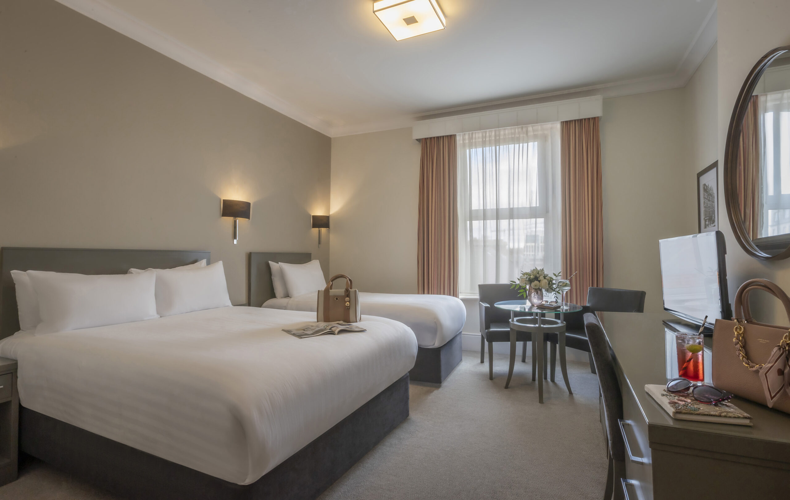 Signature twin Bedroom 316 Landscape METropole hotel Cork city