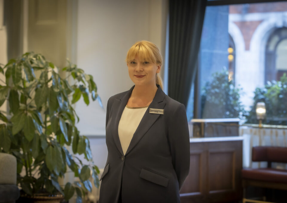 Guest Ambassador Concierge Landscape MET 1